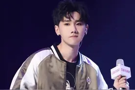 东北甜妹汪苏泷，强制爱也很喜欢！“你有没有一点点对我心动”图片