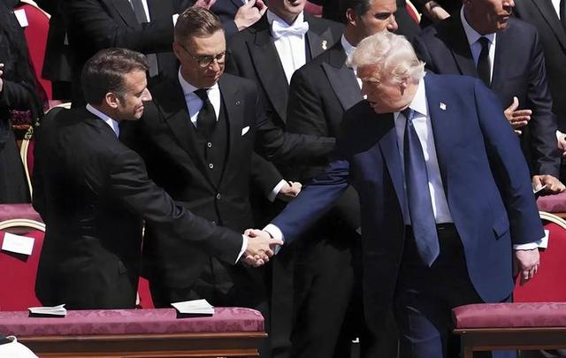 嘴上喊着不干涉，行动上却还在搞霸权，美新战略把虚伪玩到了极致