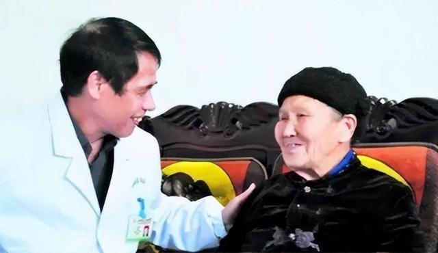 湖南老人活到127岁，但奇怪的是，她13个孩子，没有一个活到18岁