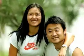 网球一姐李娜：赛场上的火爆女王，与丈夫姜山相濡以沫的感情故事图片