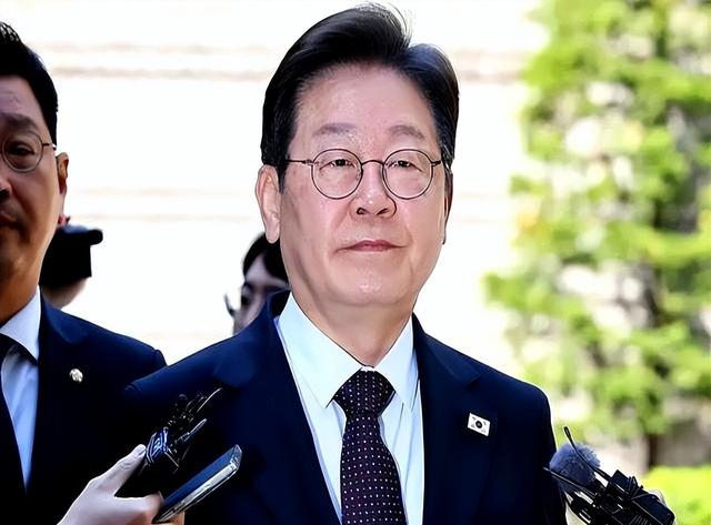收到美国加税通知！李在明态度变了，北京九三阅兵，或给他留个座