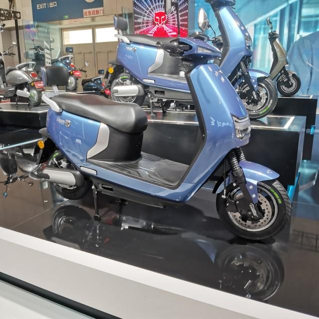 “小电驴	”一夜涨大几百，空店等你来？这波换血，玩的是心跳啊！