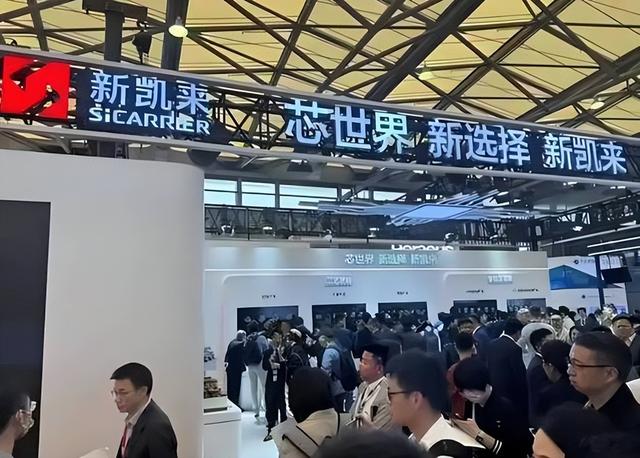 突然甩出两张王牌！90GHz示波器+EDA软件齐发，外媒集体沉默