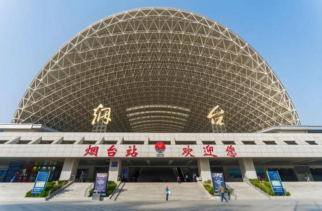 为什么“烟台火车站”会被网友称为“风洞实验室”？