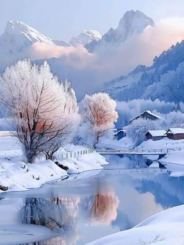 冬日里的仙境，银装素裹，醉人的美！