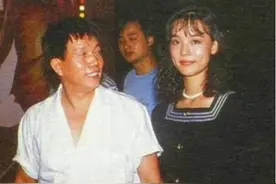 拉着吴绮莉硬刚成龙，怒揭假尼姑，79岁丈夫去世后，她再嫁为人妻图片