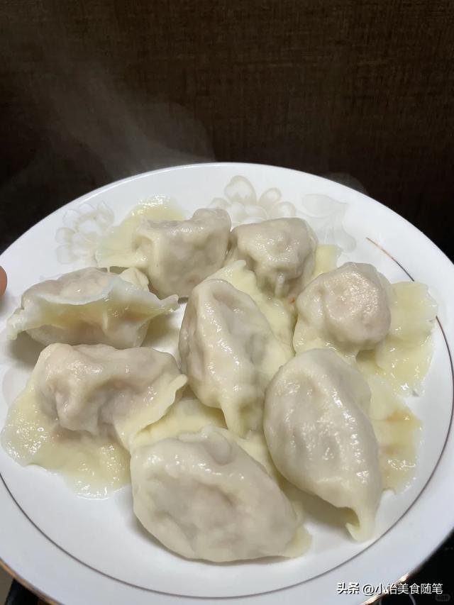 冬至吃饺子！酸菜和白菜先让让，3种“鸿运馅”福日最香，别错过