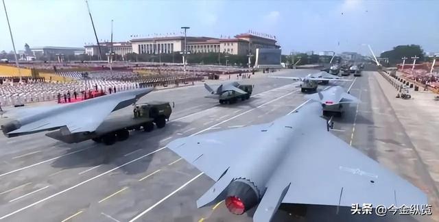 中国六代机首次"双机裸飞"	，美媒惊呼技术碾压西方，重写空战规则