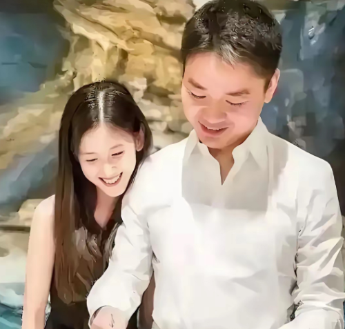 婚变风波48小时后，刘强东不再沉默，坦言“在老婆面前没了自信”