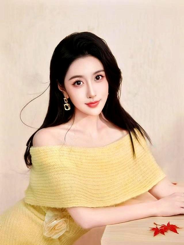 北舞校花 周洛伊 立体的五官 高挑的身材 完美诠释东北佳人的独