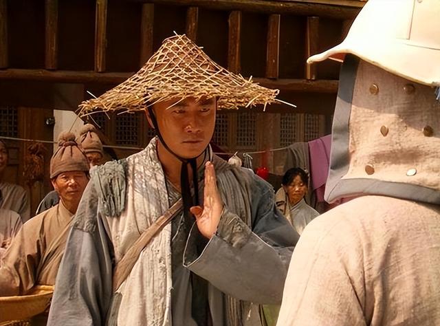 朱元璋逃难到寡妇家，临走前寡妇害怕怀孕，朱元璋的做法令人敬佩
