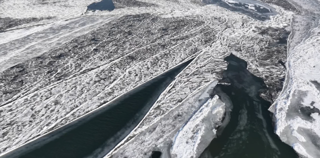 嫩江冬日图鉴▶跑冰排落幕，千里冰封上线