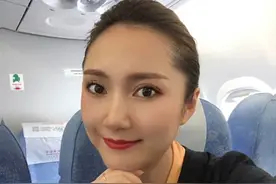 成都空姐爱上头等舱乘客，主动倒追并且成功结婚，6年后现状如何图片