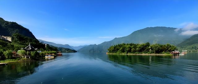 四川省雷波县历史沿革及行政区划