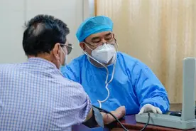 男人六十岁，进入更年期，可怕的不是衰老，出现5个表象，要重视图片