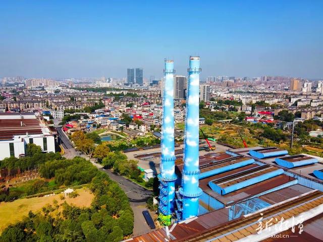 湘钢真正成了杨梅洲的风景线。