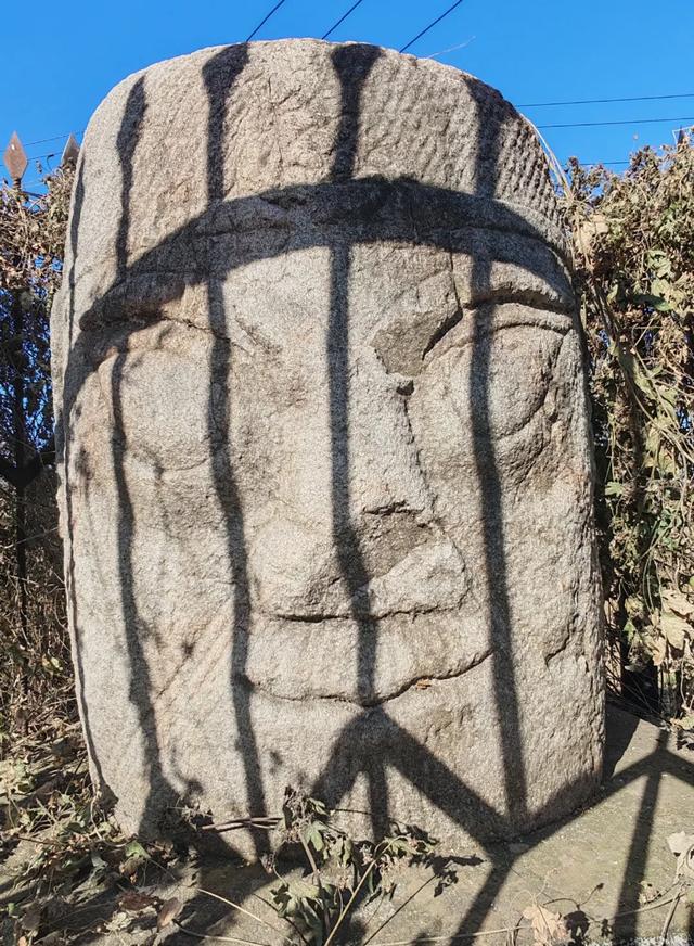 探秘长安石爷:第八尊石爷缺鼻子,递午村叫九村的原因实在意外