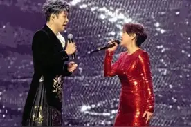 小沈阳表白妻子沈春阳！被曝多次婚内出轨，公开真相后令人愤怒！图片