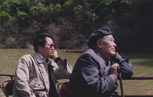 他曾提拔过温总理，官至正部级，特殊时期被关押五年半，享年88岁