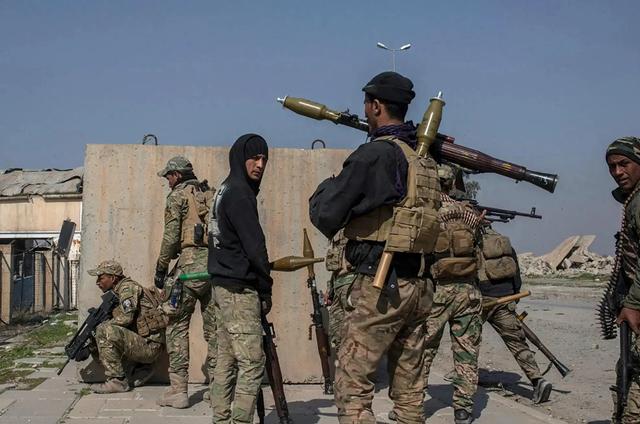 中东等来大好事，库尔德武装放弃独立建国，内忧外患或成解散原因