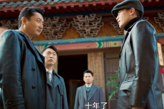 看完《沉默的荣耀》再看《隐锋》，我只想说：没有对比就没有伤害