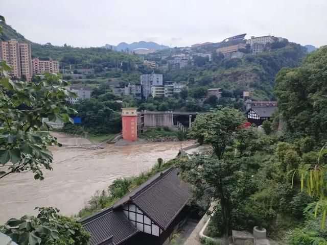 赤水河畔，川黔渡口二郎滩