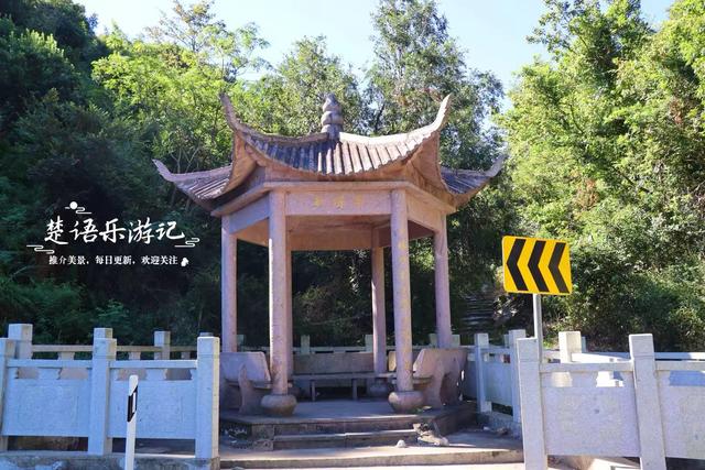 浙江宁波的岗墩幽谷，藏着一座私人博物馆，周边的风景相当优美