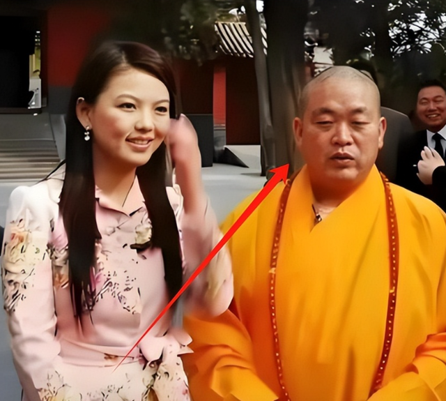 李湘做梦也想不到，释永信刚塌房，自己就因一张“黑丝照”被牵连
