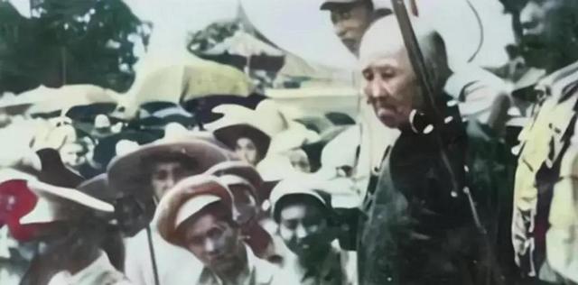 1950年蒋介石姐姐被判死刑，周总理求情无果：原来她还有另一身份