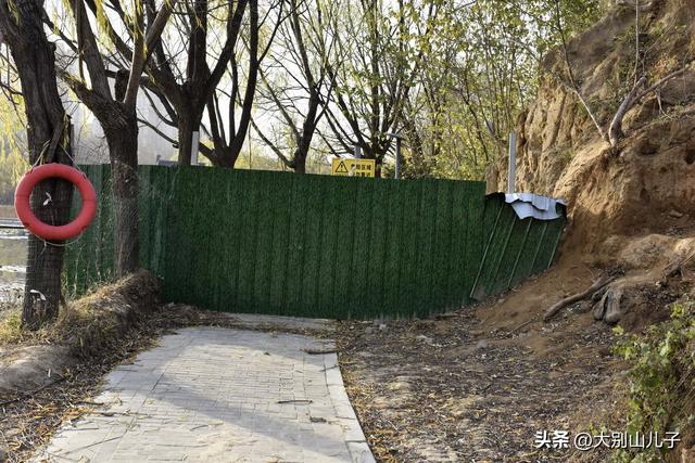 郑州西流湖公园铁皮围挡何时拆除