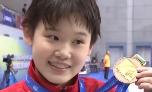 官宣退役后，张家齐选择了这条路