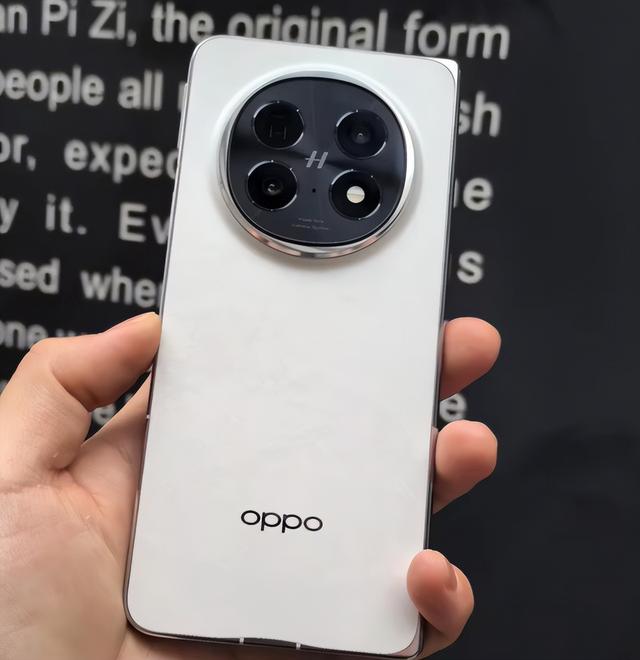 纠结 vivo X Fold5 和 OPPO Find N5？看完这篇，选择不再困难！
