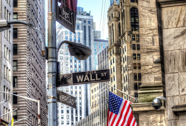 争议缠身仍加码！美女投资人任月之暗面总裁，押注AI战场定输赢？