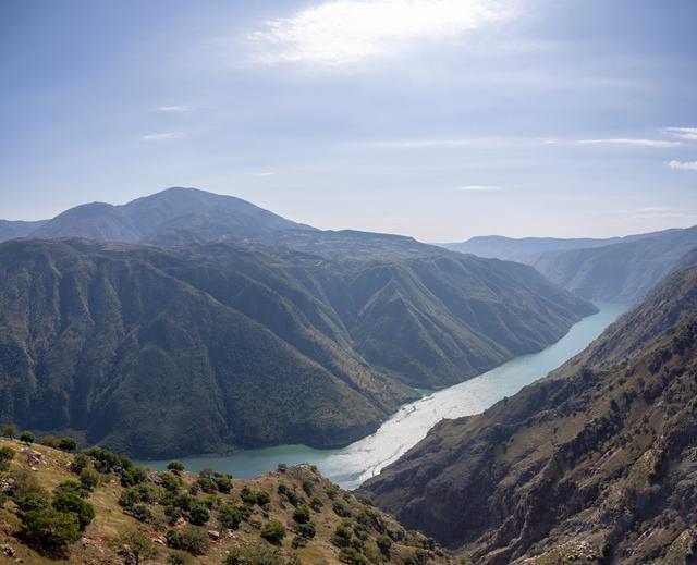 天下彝家第一村——迤沙拉