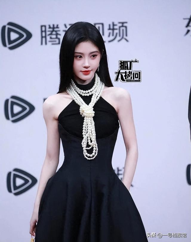 牡丹花下死！37岁“纵欲过度”的王思聪，再次陷入“大丑闻”