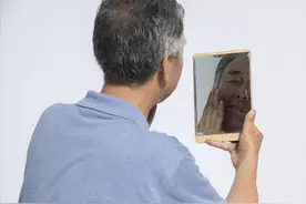 为何皱纹越来越多？你以为是老了，医生：或是缺乏3种营养物质！图片