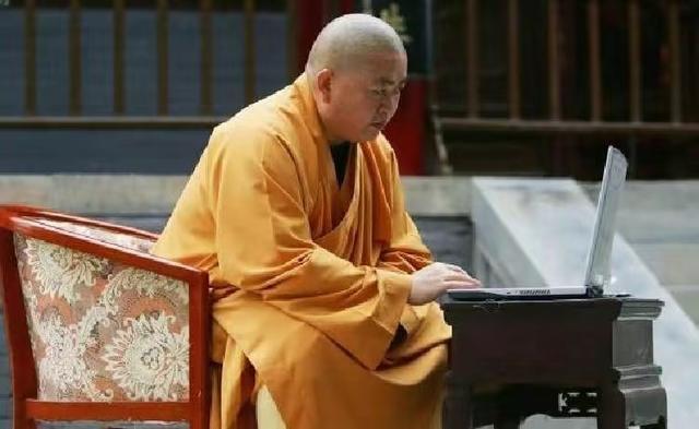 李湘也没想到，释永信被查第10天，恶心的一幕出现还牵连王诗龄