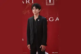 王源的歌声为何让全网炸锅？揭秘 00 后顶流歌手的破茧之路图片