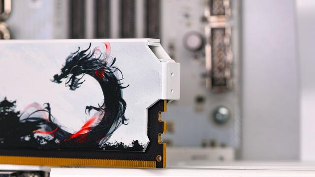 开箱评测丨开学新装备，绫龙DDR5 6000 CL36 32GB内存