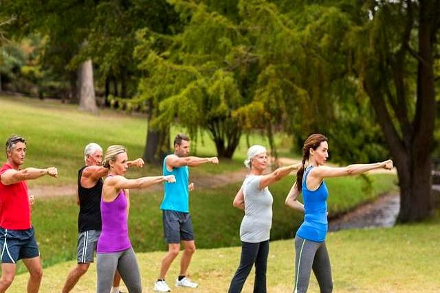 锻炼越多越早死？医生警告：这3种运动。中老年人别再拼命做了！