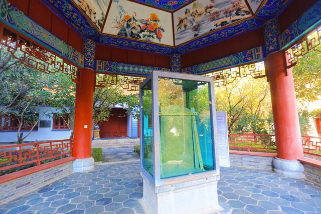 曲靖爨文化博物馆，馆中藏着两块千年碑刻，感受古滇文化的魅力