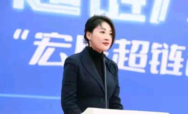 遗产风波沸沸扬扬，“一声不吭”的宗馥莉，终于不再顾忌所谓体面