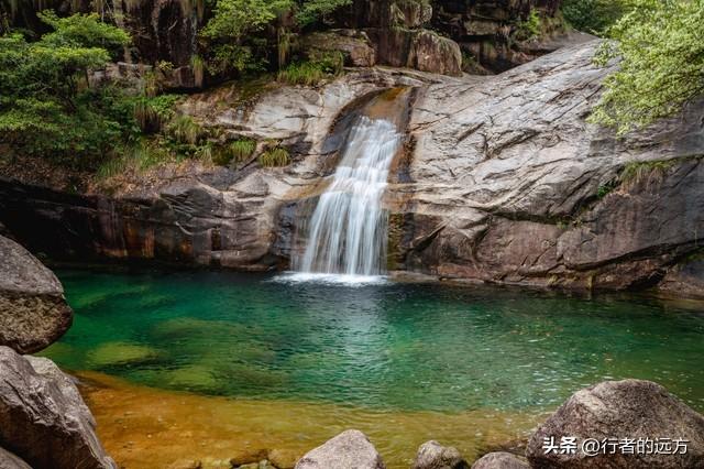 黄山vs华山：夏日云端避暑之战，谁才是你的清凉本命？