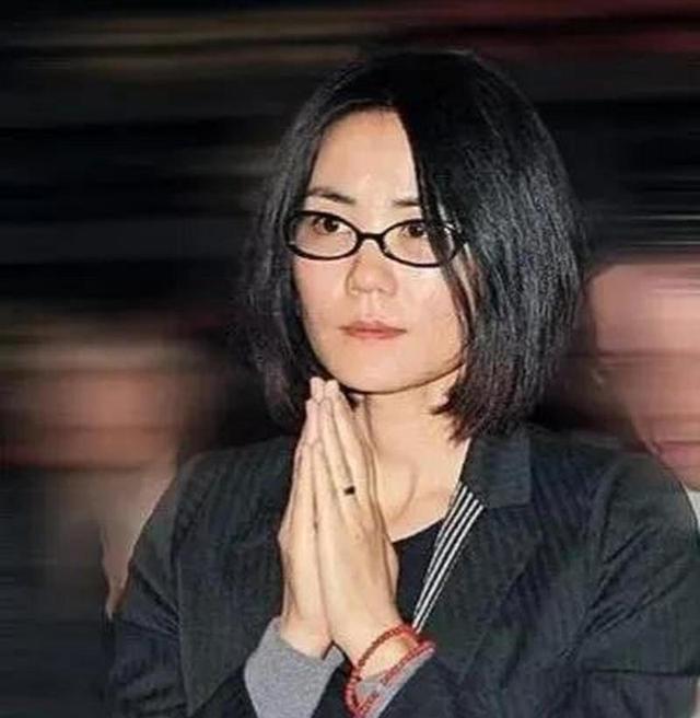 拔出萝卜带出泥！释永信被带走之后，常年信佛的王菲也被牵扯进来