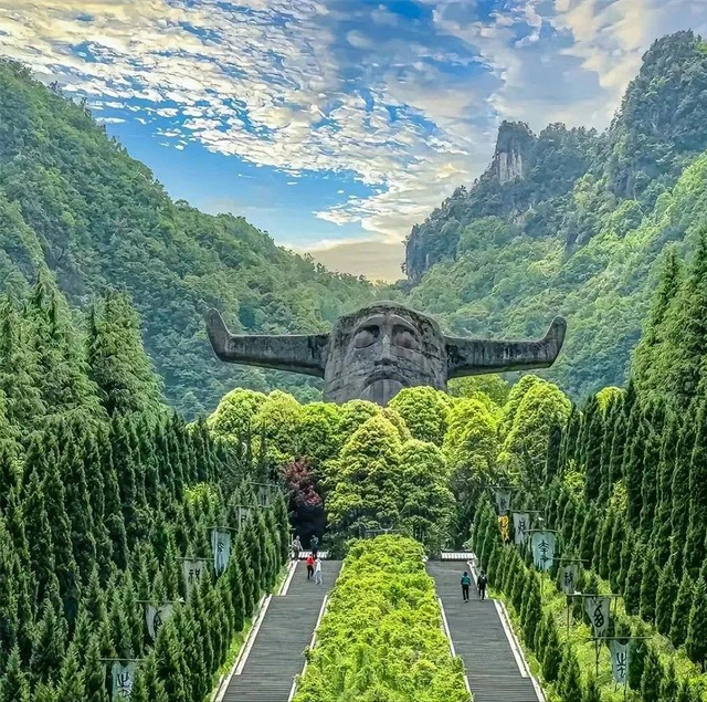 8-9月最凉快的6个避暑胜地，均温20℃+ 忙累了，就挑一个去小住三五天！