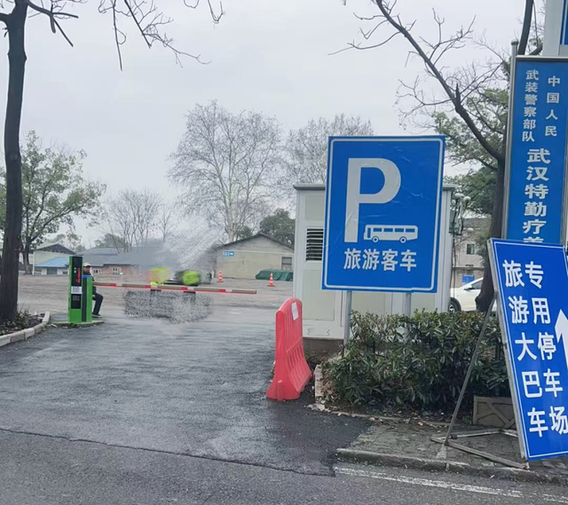 【武汉东湖交警发布国庆东湖出行攻略】收好！避开人从众，出行so easy！