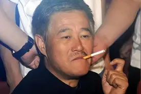 赵本山女儿赵玉芳：倒贴300万嫁给穷小伙，结婚15年被老公宠成宝图片