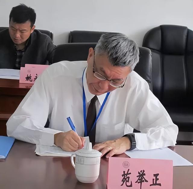台胞参加93阅兵，刚到北京就送给赖清德一句话，大陆12字预言结局