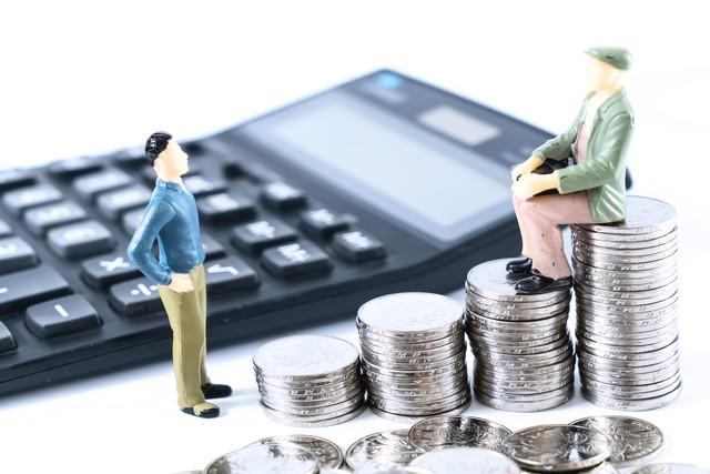 2025年，广东的过渡性养老金全额补发，退休人员需要注意两件事！