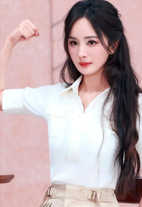 离婚7年，39岁杨幂高调宣布喜讯，没给前夫刘恺威留一丝体面！